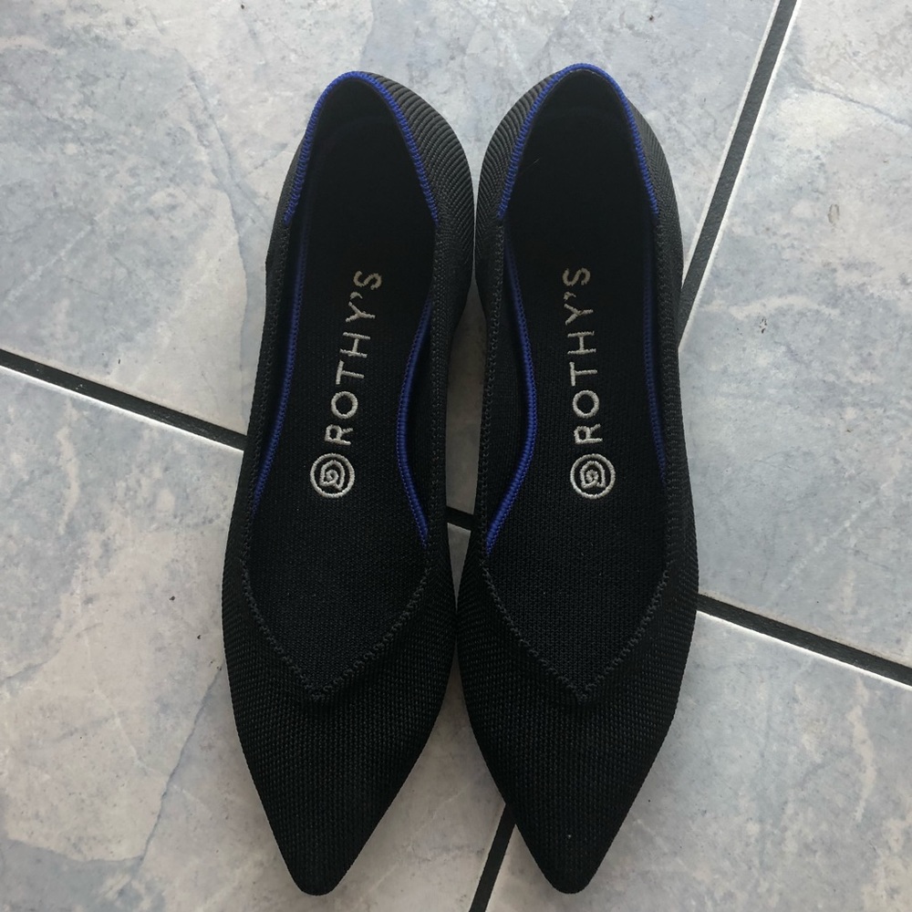 Black Rothy’s Point size 8.5